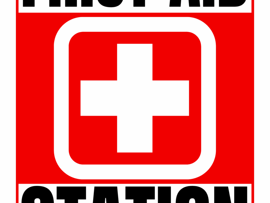 FREE First Aid Sign Printable