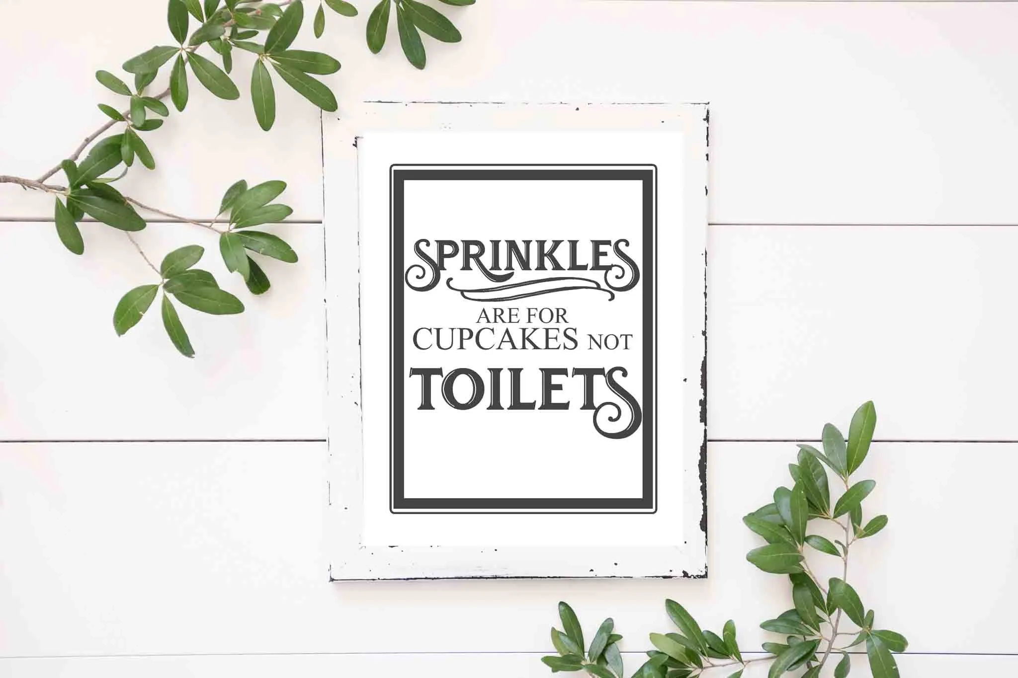 Free Vintage Bathroom Printables 
